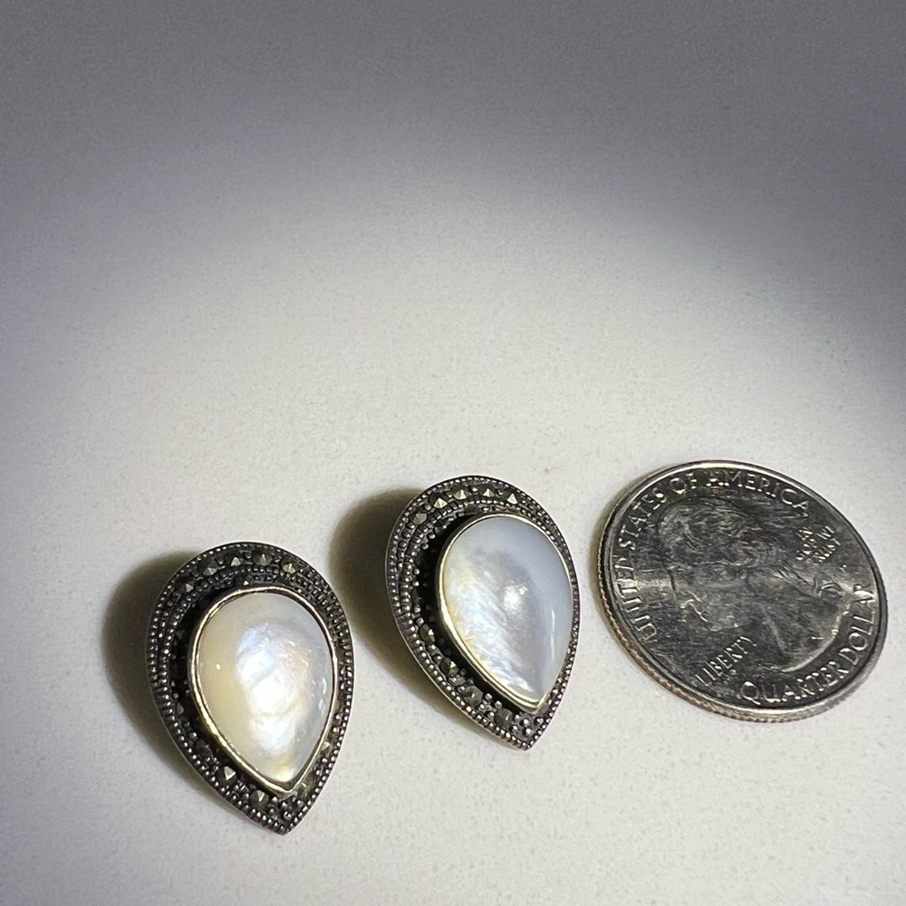 Elegant Silver and White Teardrop Earrings